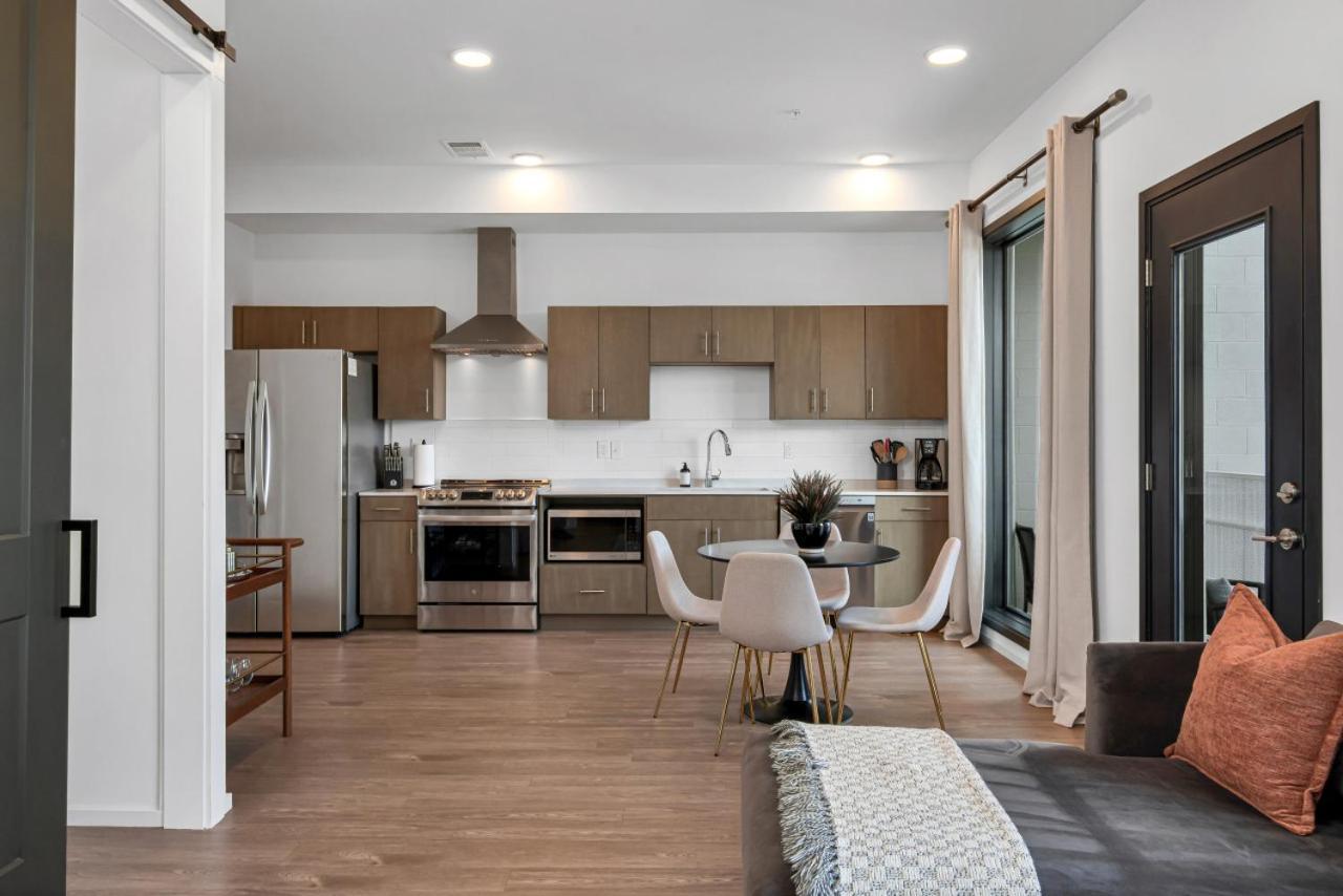 Gulch Located With 4 Beds, Pool, Private Patio And Secure Parking Villa Nashville Bagian luar foto