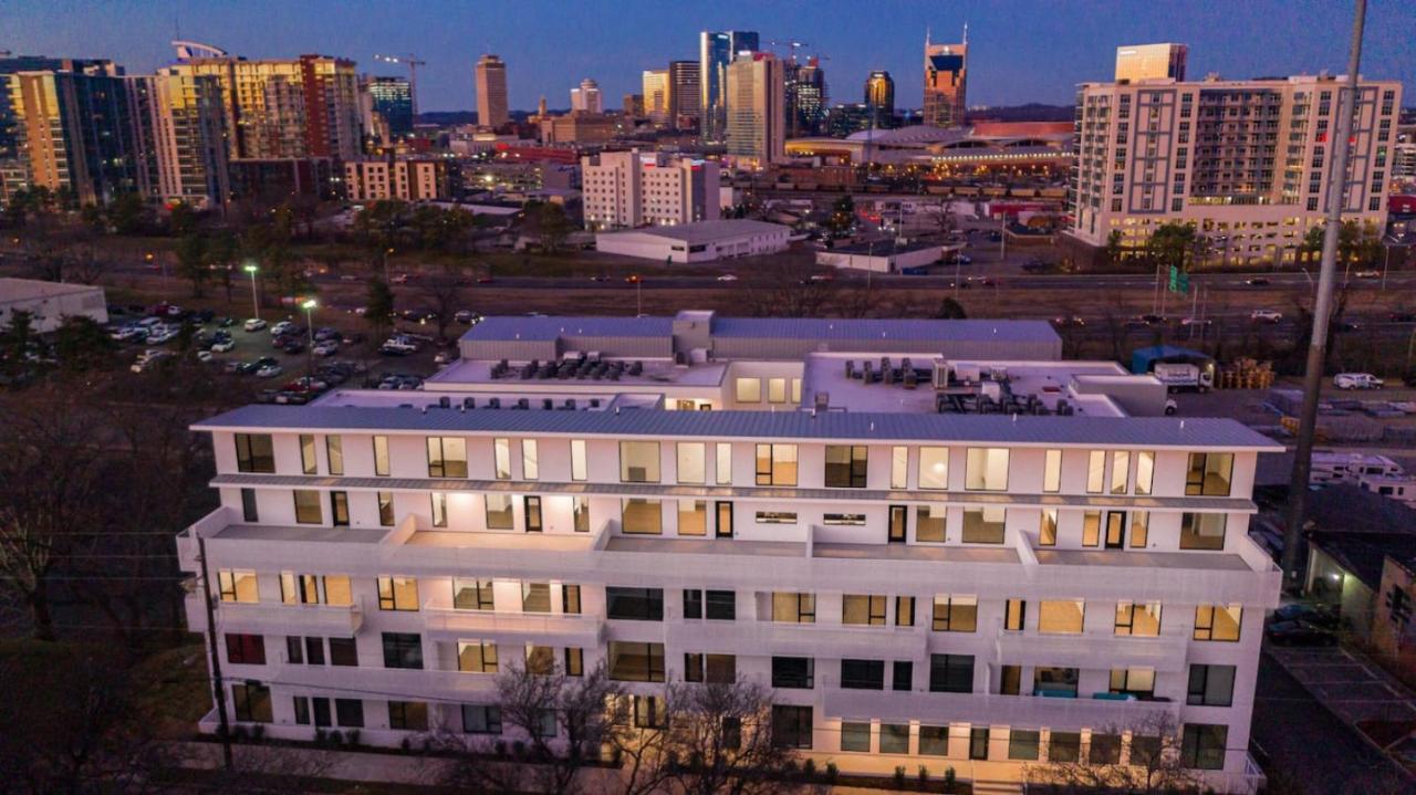 Gulch Located With 4 Beds, Pool, Private Patio And Secure Parking Villa Nashville Bagian luar foto